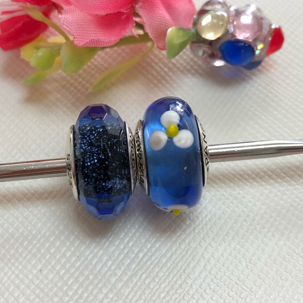 Pandora charms blue set